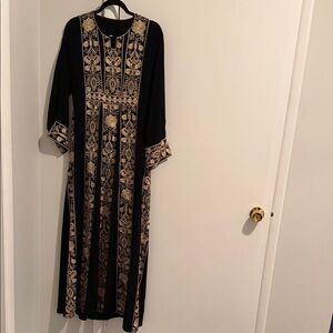 middle eastern thobe